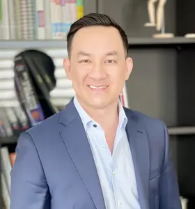 Dr Peter Tran